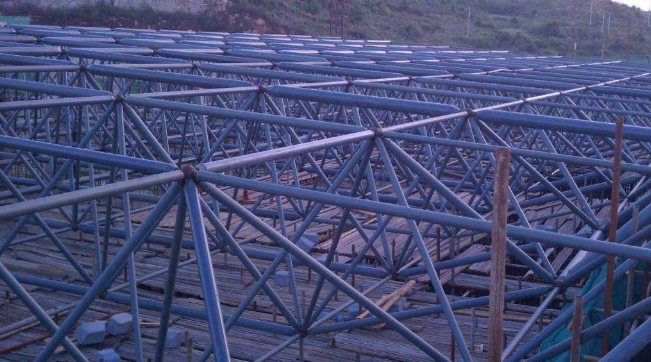 桐乡概述网架加工中对钢材的质量的过细恳求